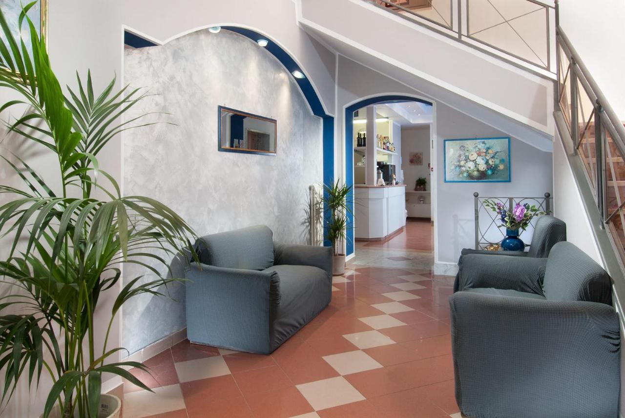 Hotel Cheri Rimini Exteriér fotografie